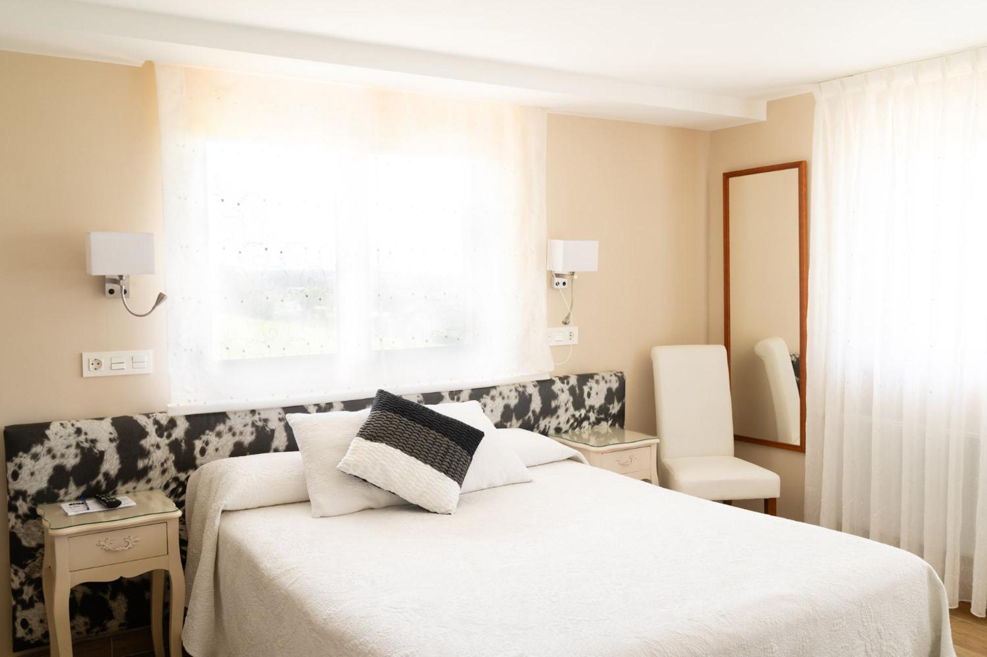 Hotel El Pinar Villapedre Dış mekan fotoğraf