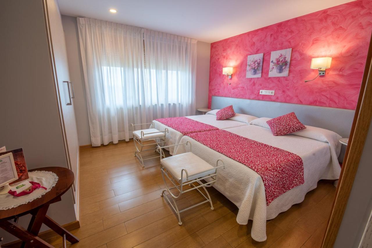 Hotel El Pinar Villapedre Dış mekan fotoğraf